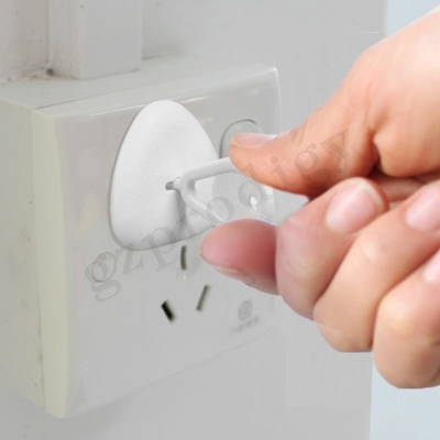 Tiga Pin Tahan Lama ABS UK Jenis Baby Safety Outlet Plug Cover Untuk Perlindungan Listrik