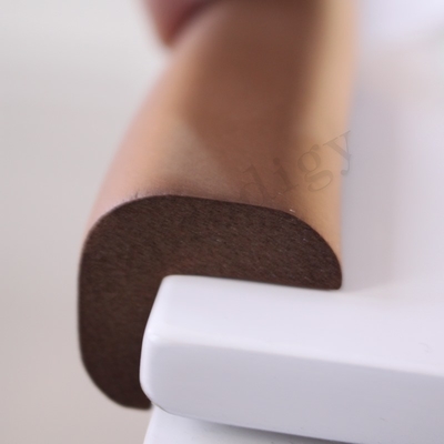 Meja Tahan Api Plastik Edge Guard Strip Multiscene Anti Tabrakan