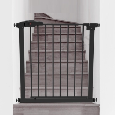 ASTM Childproof Black Metal Stair Gate, Gerbang Bayi Kokoh Untuk Tangga