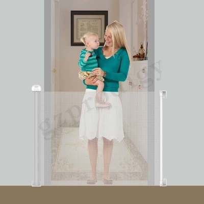 Portable Folding Retractable Gates Safety Stair Protection Untuk Bayi Dan Hewan Peliharaan