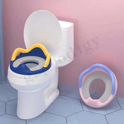 Kursi Pelatihan Toilet Bayi ABS Kokoh Warna Biru Atau Merah Muda