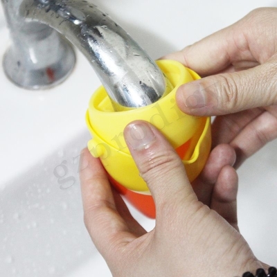Cute Duck Shape Plastic Kids Facuet Extender Kamar Mandi Kithcen Use