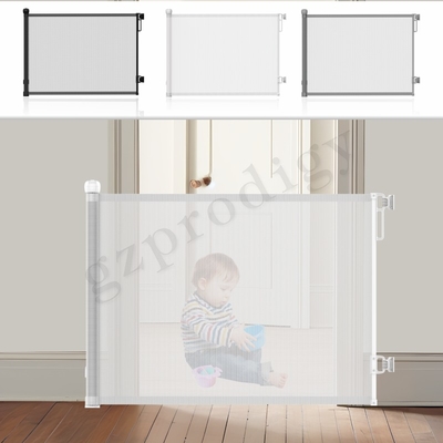 Ekstra Lebar Hitam Retractable Baby Gate Mudah Roll Up Safety Gate Untuk Anak-anak