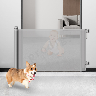 Punch Free Mesh Retractable Dog Gate Untuk Outdoor Indoor Hallways Deck