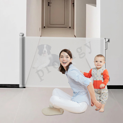 Extra 55inches No Drilling Baby Retractable Gate Pets Mesh Safety Gate untuk tangga, pintu